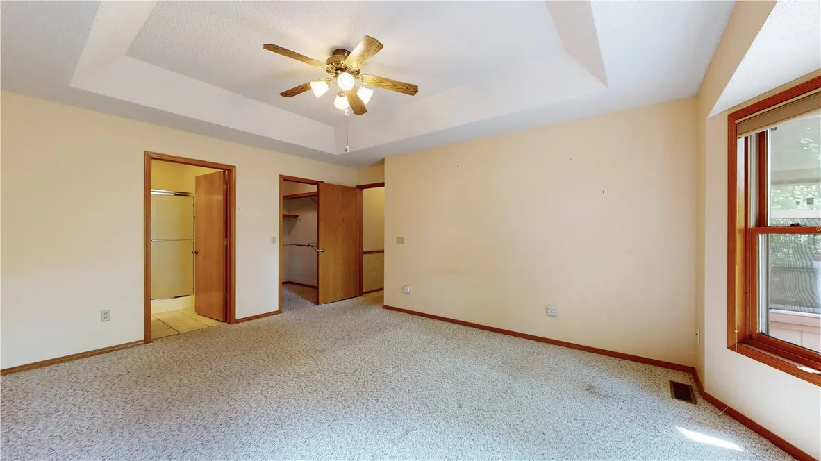 Bella Vista, Arkansas 72715, United States, 2 Bedrooms Bedrooms, ,2 BathroomsBathrooms,Residential,Active,203806