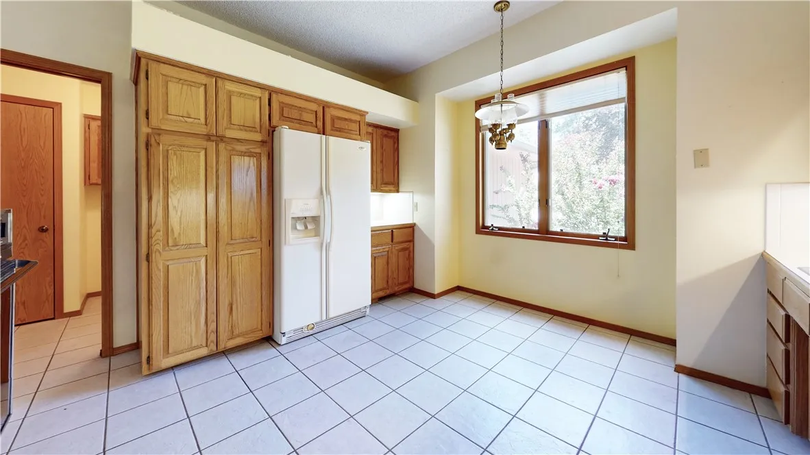 Bella Vista, Arkansas 72715, United States, 2 Bedrooms Bedrooms, ,2 BathroomsBathrooms,Residential,Active,203806