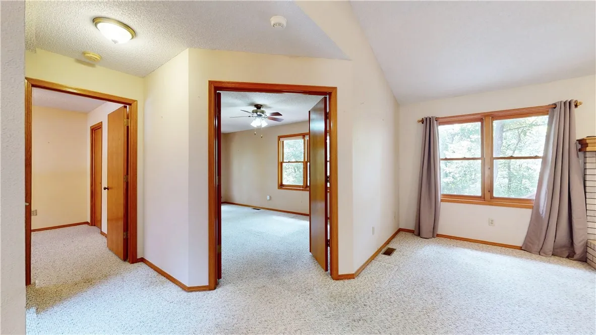 Bella Vista, Arkansas 72715, United States, 2 Bedrooms Bedrooms, ,2 BathroomsBathrooms,Residential,Active,203806