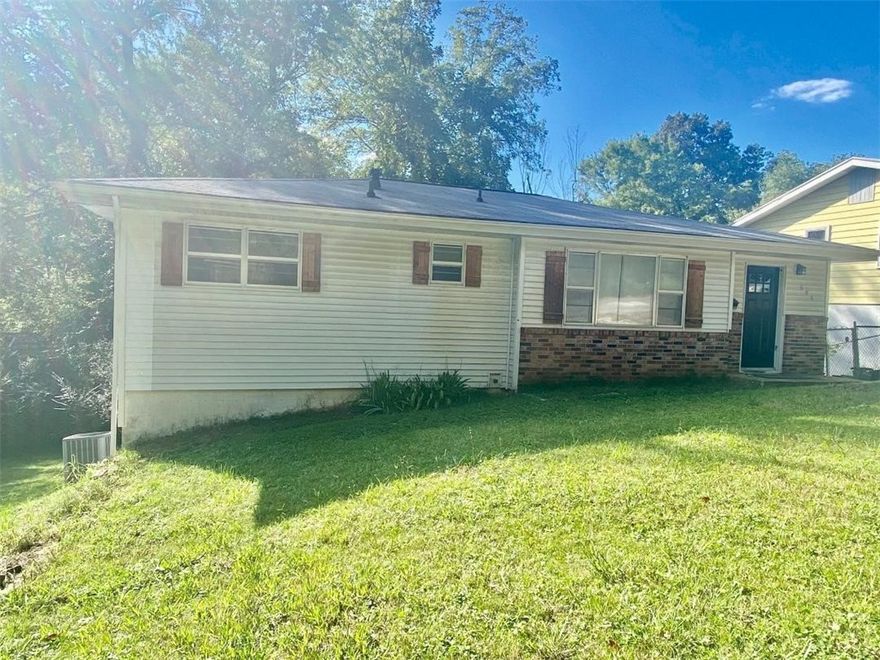 Welcome to this charming home in the heart of Harrison! You’ll love the convenience of being just a short walk away from schools and a hospital. It's an ideal property for a starter or anyone looking for a rental opportunity. On the main floor, you’ll find 3 cozy bedrooms and 1 bathroom, while the basement provides additional rooms/space that can easily be converted into bedrooms, an office, or a fun playroom for the kids. The main floor features hardwood flooring in two of the bedrooms and laminate flooring in the rest of the area. A brand new water heater and washer and dryer are also included. Call today to schedule a showing!