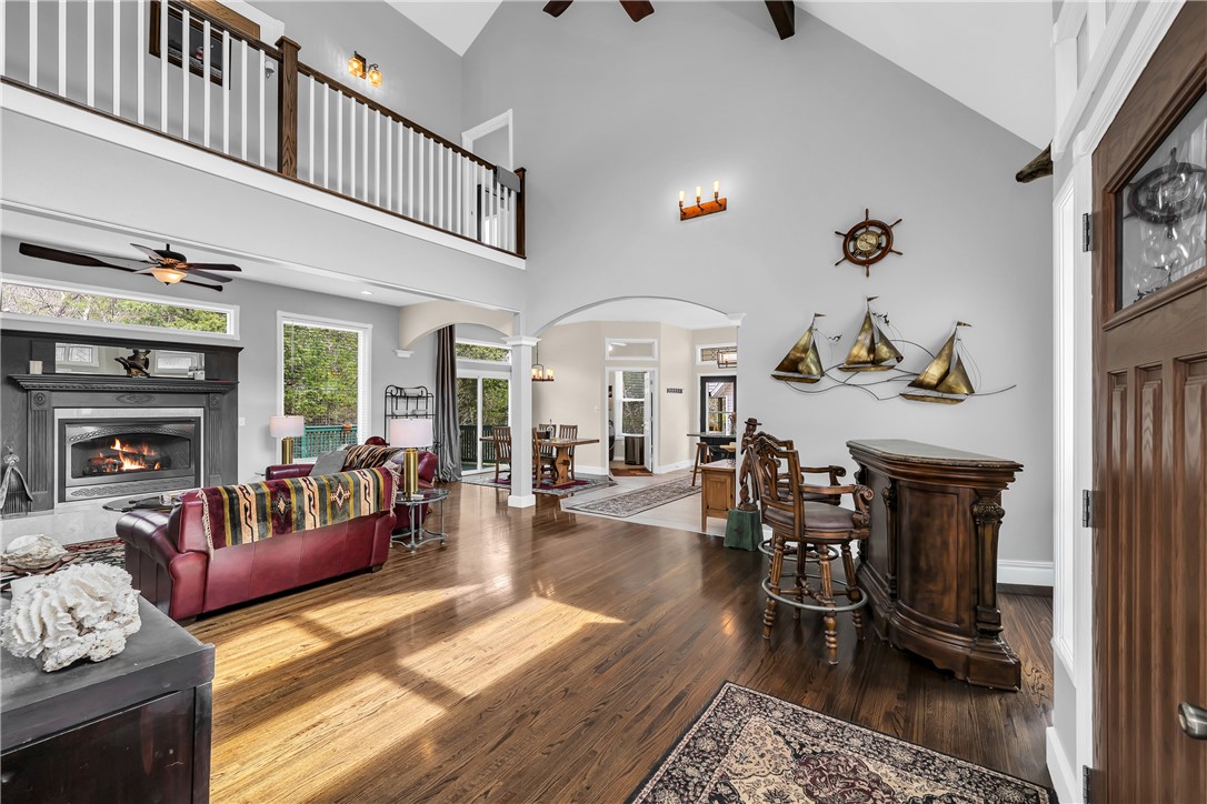 Unit 12 Holiday Island - Residential