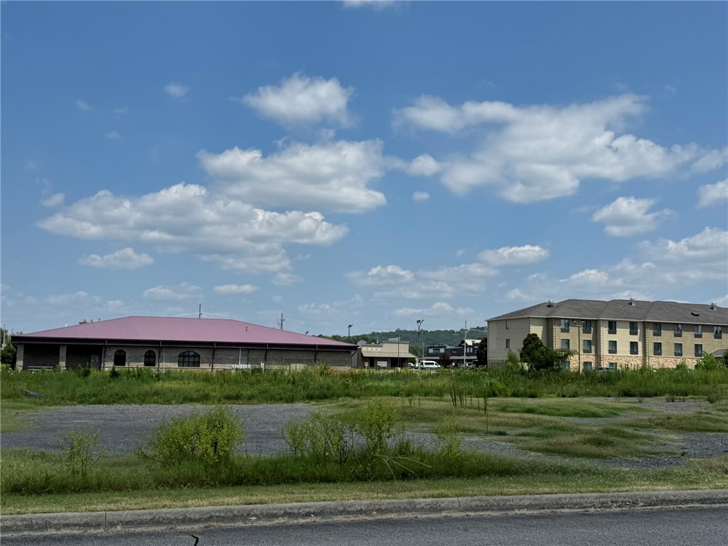 Take Part in Russellville's Growing Economy by building the Business of your dreams! This .91 acre site is located in high traffic area surrounded by a variety of Restaraunts, Coffee Shops, and major Retailers. Excellent access to I 40; as well as in-town routes such as Main Street & Parkway. In the past year, Russellville has welcomed Chipolte, Academy, Olive Garden, Buffalo Wild Wings Re-Opening and expansion to ConAgra, Dow Chemical and major employers.
