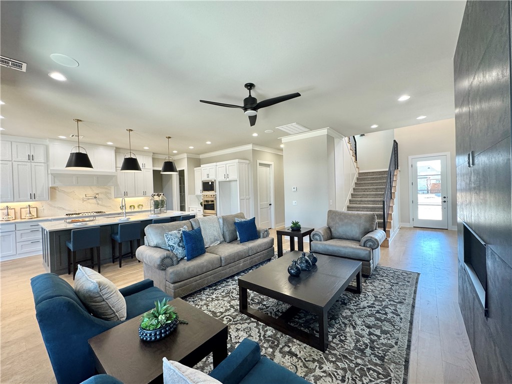 Scissortail - Residential