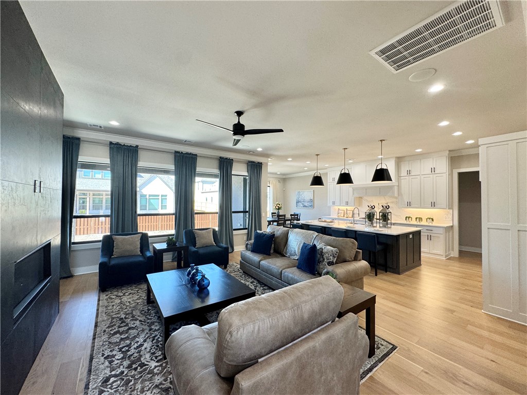 Scissortail - Residential