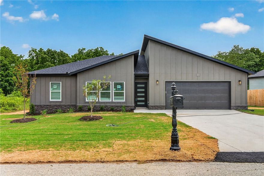 This modern and sleek new construction home is 1,492sqft of luxe living space with top-notch features and finishes throughout. Equipped with quartz countertops throughout, making this home the epitome of contemporary, but comfortable living. Step outside to your own great back deck with a cup of coffee or cold beverage and enjoy the flat backyard!
Home comes with 10 YEAR HOME WARRANTY!