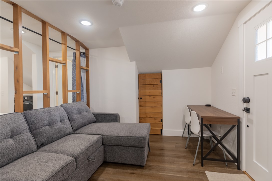 J D Neill Sub Unit 1 Rogers - Residential