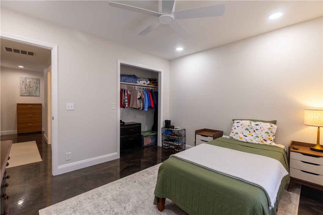 J D Neill Sub Unit 1 Rogers - Residential