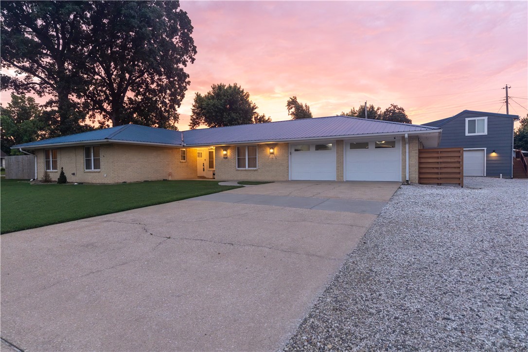 J D Neill Sub Unit 1 Rogers - Residential