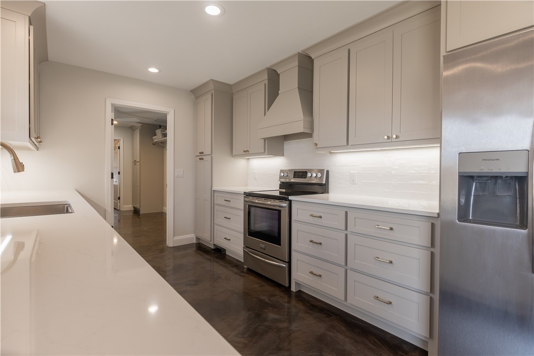 J D Neill Sub Unit 1 Rogers - Residential