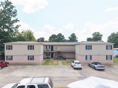 302 E Shawntel Smith Boulevard Muldrow OK 74948