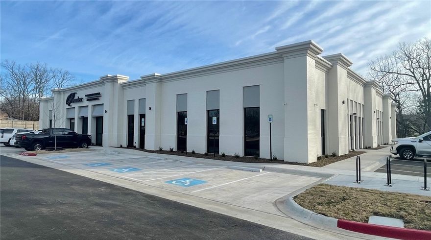 New construction medical office for lease anchored by Premier Dermatology located in Fayetteville’s Business & Shopping District. Quick access to E Joyce Blvd, N College Avenue and Fulbright Expressway and surrounded by dense residential neighborhoods 
and multifamily developments. Nearby retail includes several big box stores, Starbucks, Walmart and the Northwest Arkansas Mall.