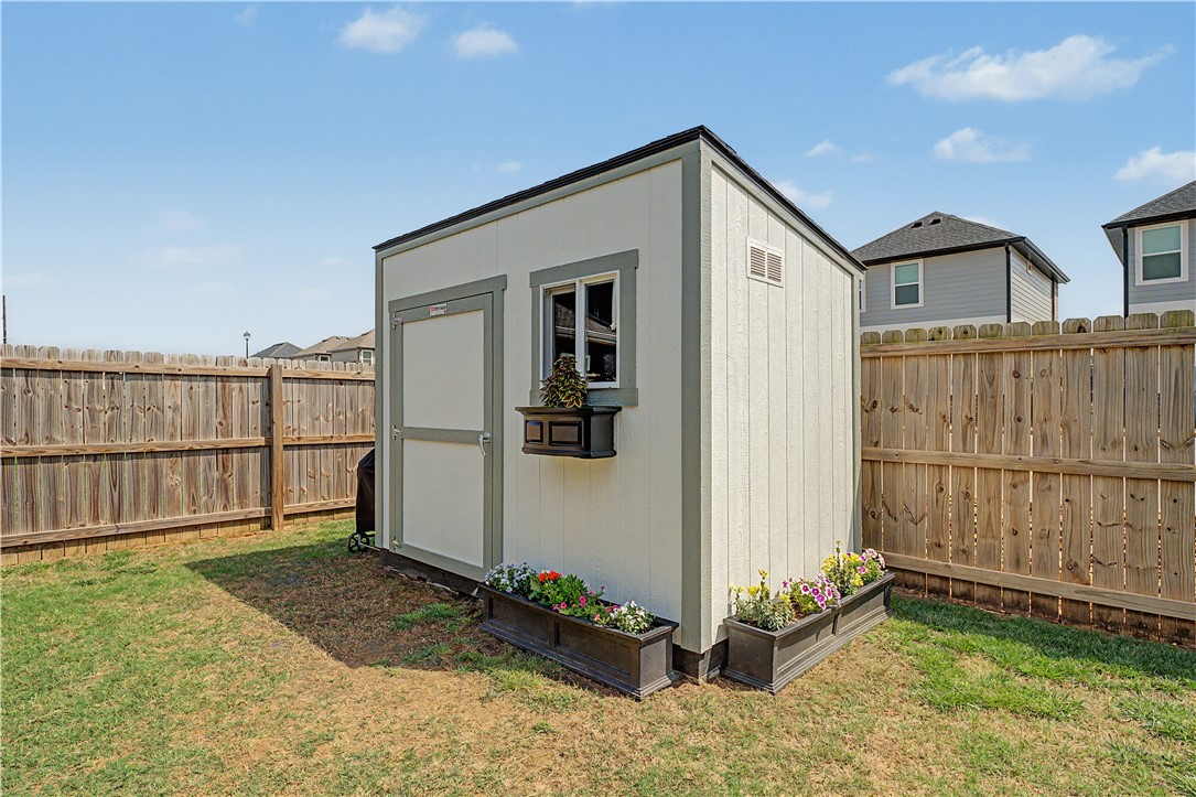 Grove Ph Ill, The Rogers - Residential