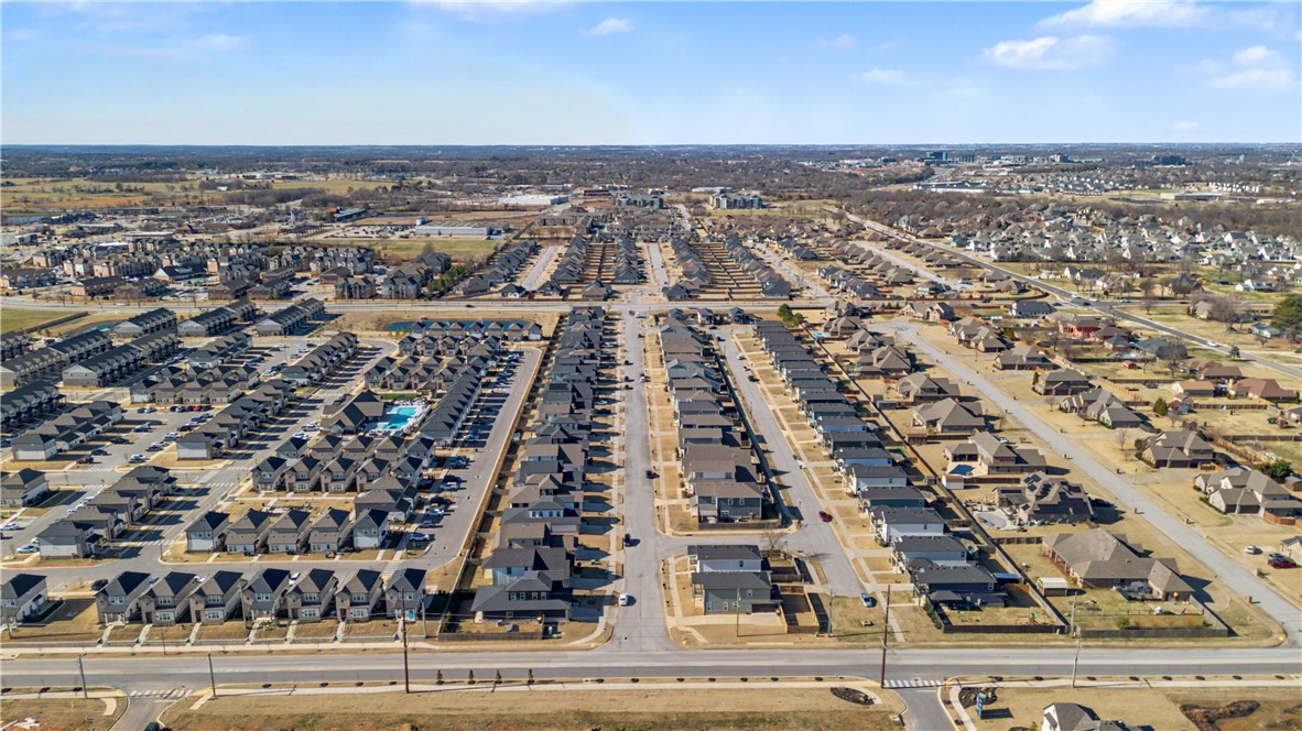 Grove Ph Ill, The Rogers - Residential