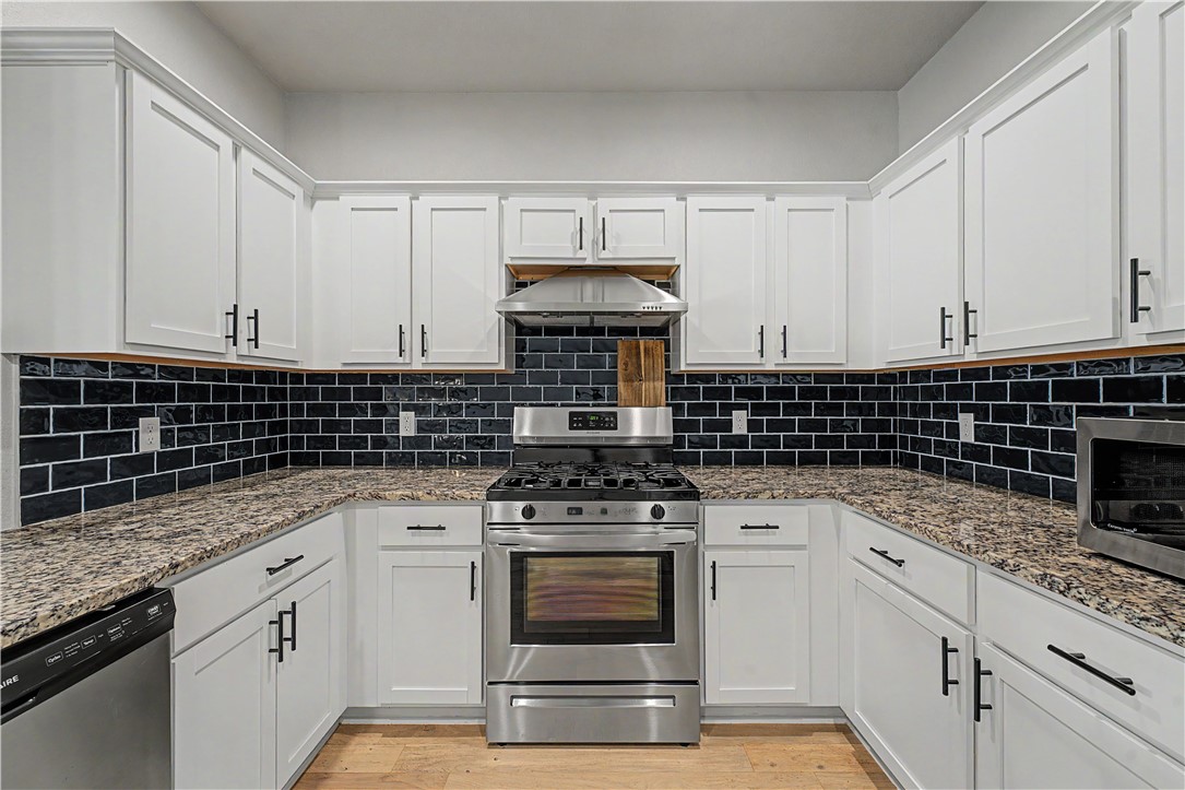 Grove Ph Ill, The Rogers - Residential