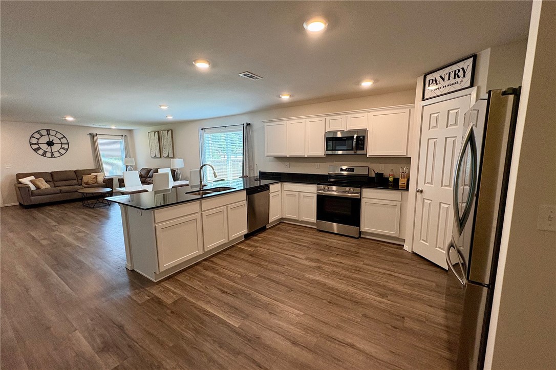 Mission Hills - Residential