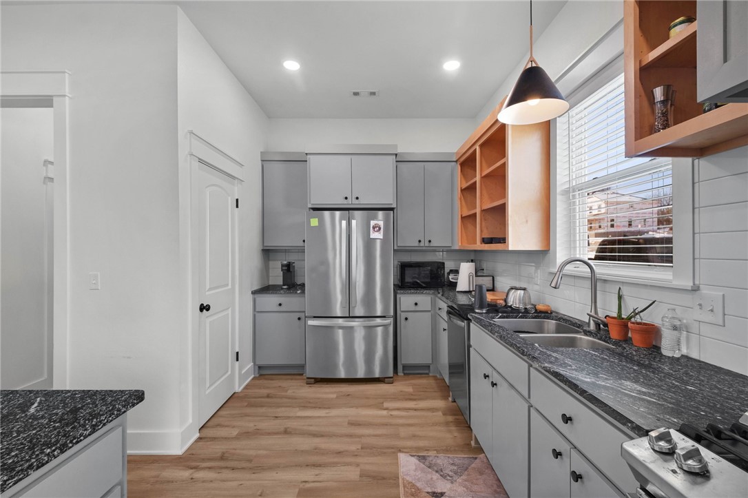 Fayetteville Outlots - Residential Income