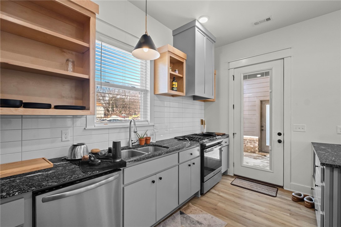 Fayetteville Outlots - Residential Income