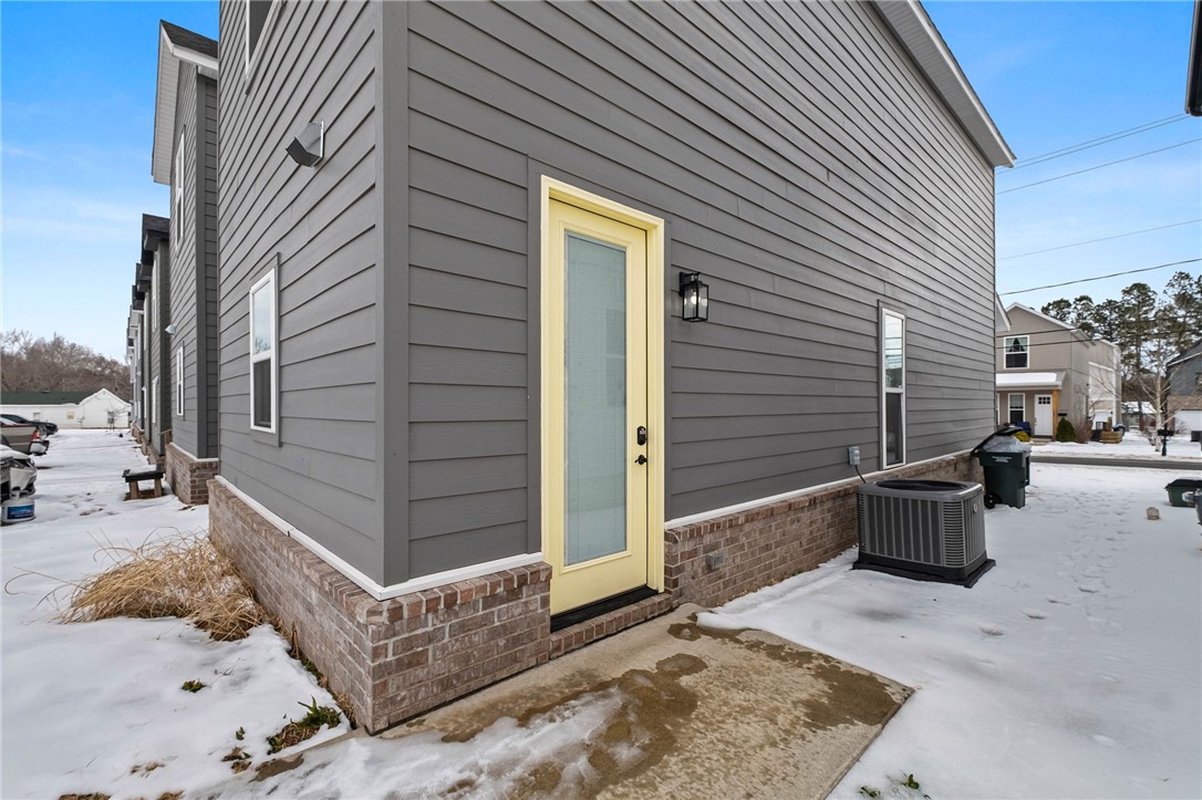 Fayetteville Outlots - Residential Income