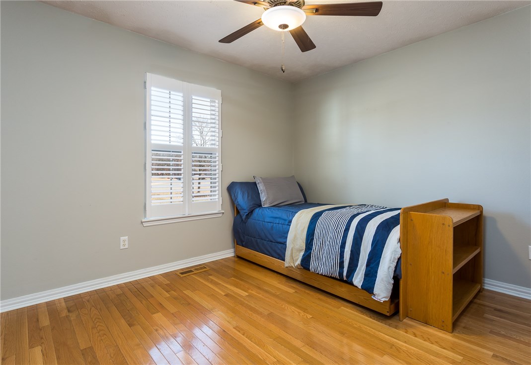 Oaks Sub, The Siloam Spgs - Residential