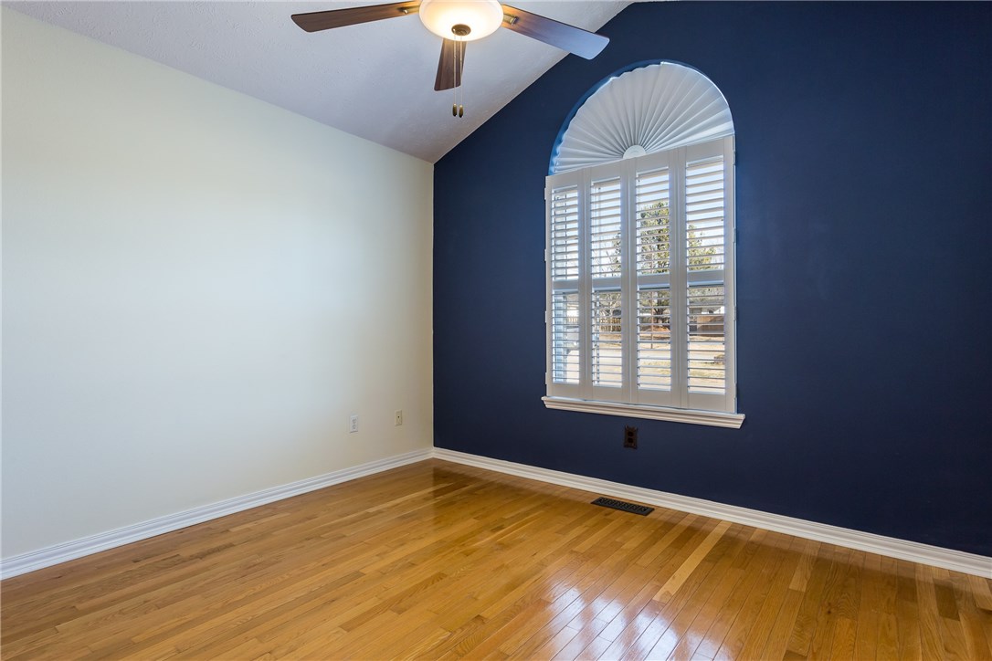 Oaks Sub, The Siloam Spgs - Residential