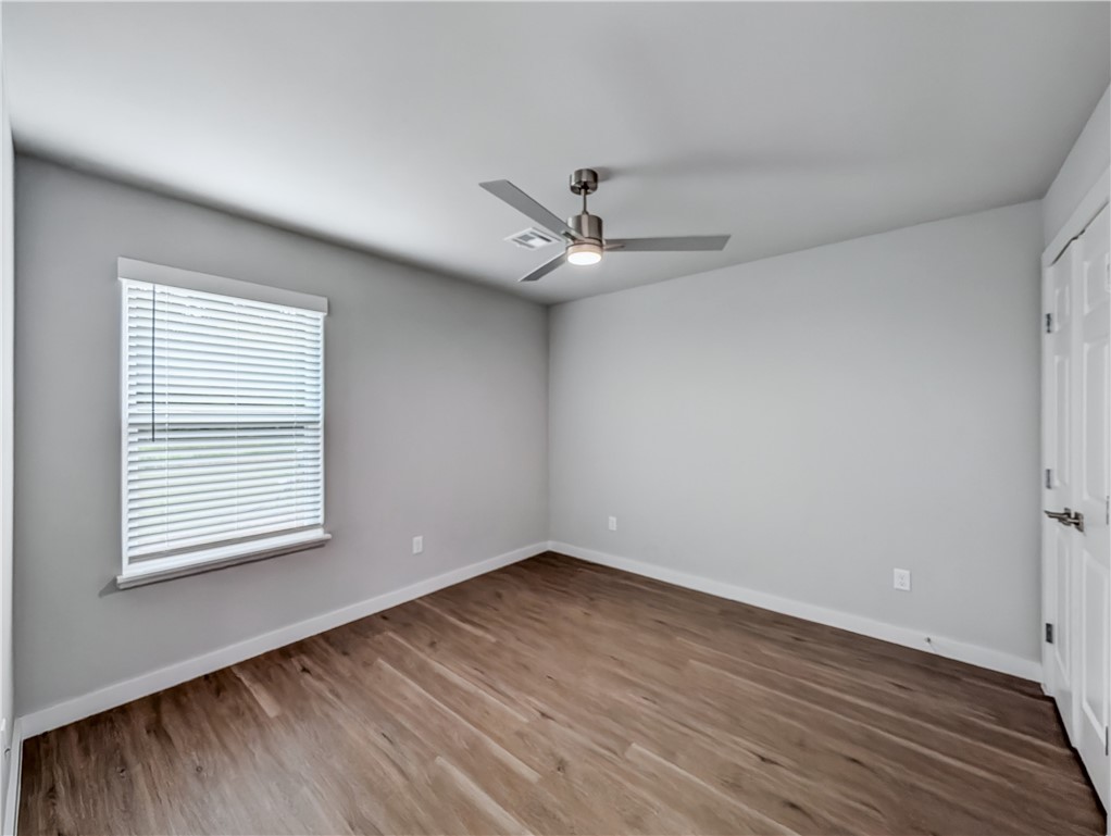 Woodward Park Ph I Highfill - Residential Lease