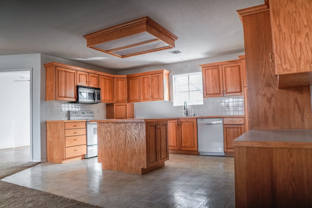 30-20-30-BENTONVILLE - Residential
