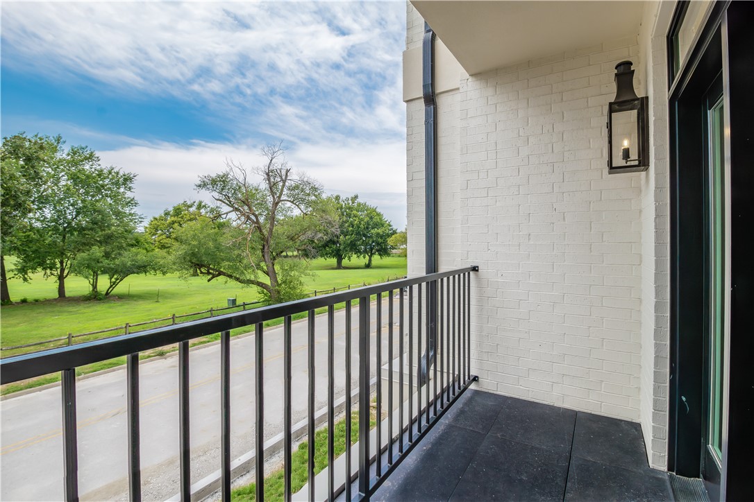 Pinnacle Heights Rogers - Residential