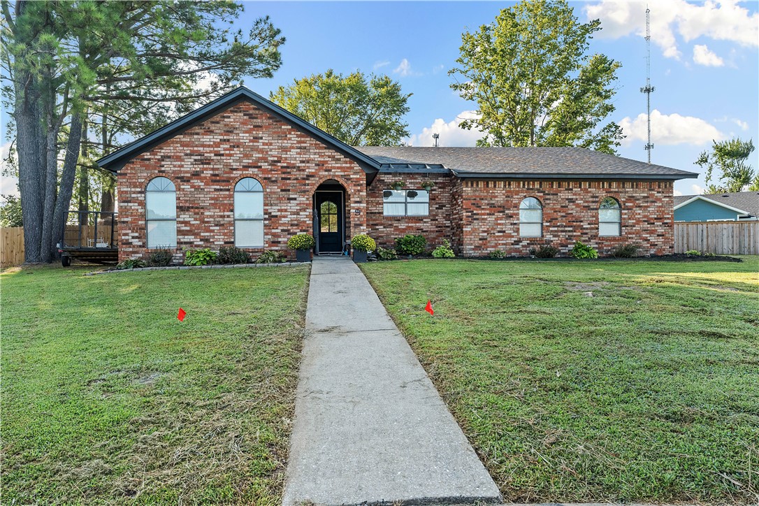 Welcome to 9 NW K Place in the heart of Bentonville! This beautifully updated 3-bedroom, 2-bath home features new quartz countertops, a brand new roof, fresh interior paint, new flooring, and updated interior doors throughout. Sitting on a huge lot with a fully fenced backyard, thereās plenty of space to play, garden, or entertain. Just minutes from downtown Bentonville and I-49, this home is also bikable to Coler Mountain Bike Preserve, the Razorback Greenway, schools, shopping, and dining. Move-in ready with modern updates and an unbeatable locationāthis one checks all the boxes!