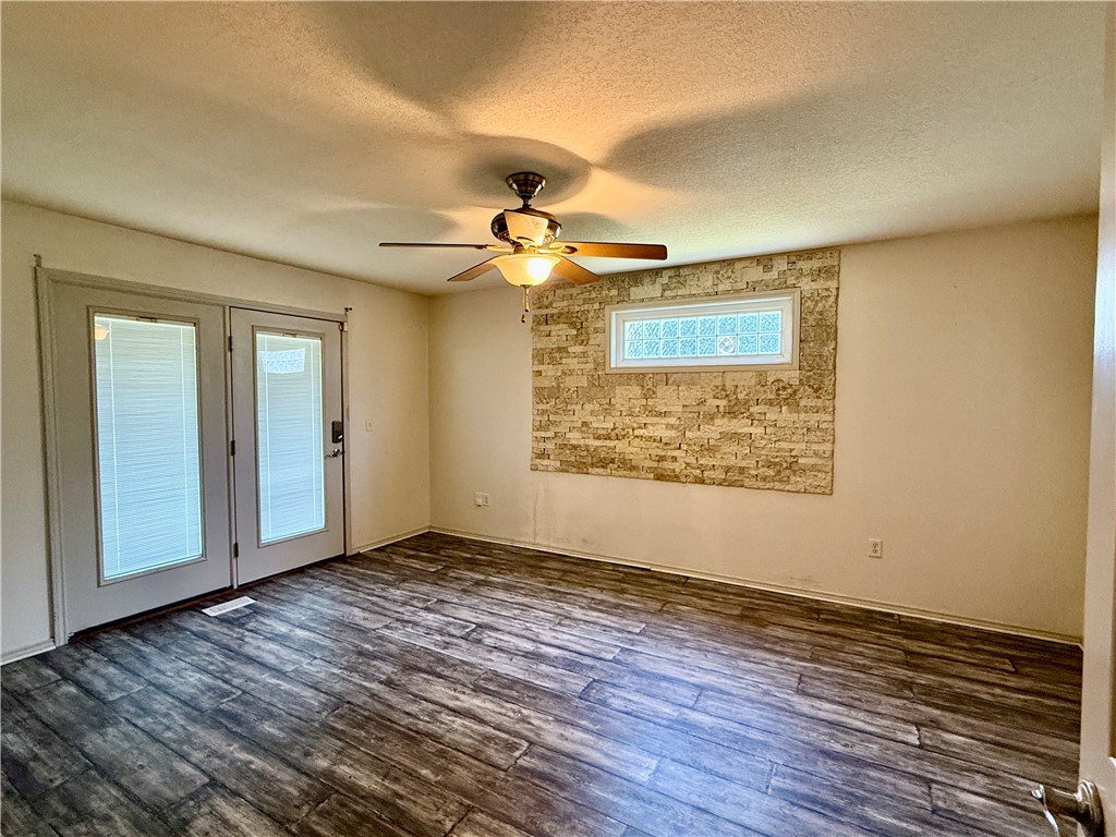 Monte Ne Shores Unit 3 Rurban - Residential