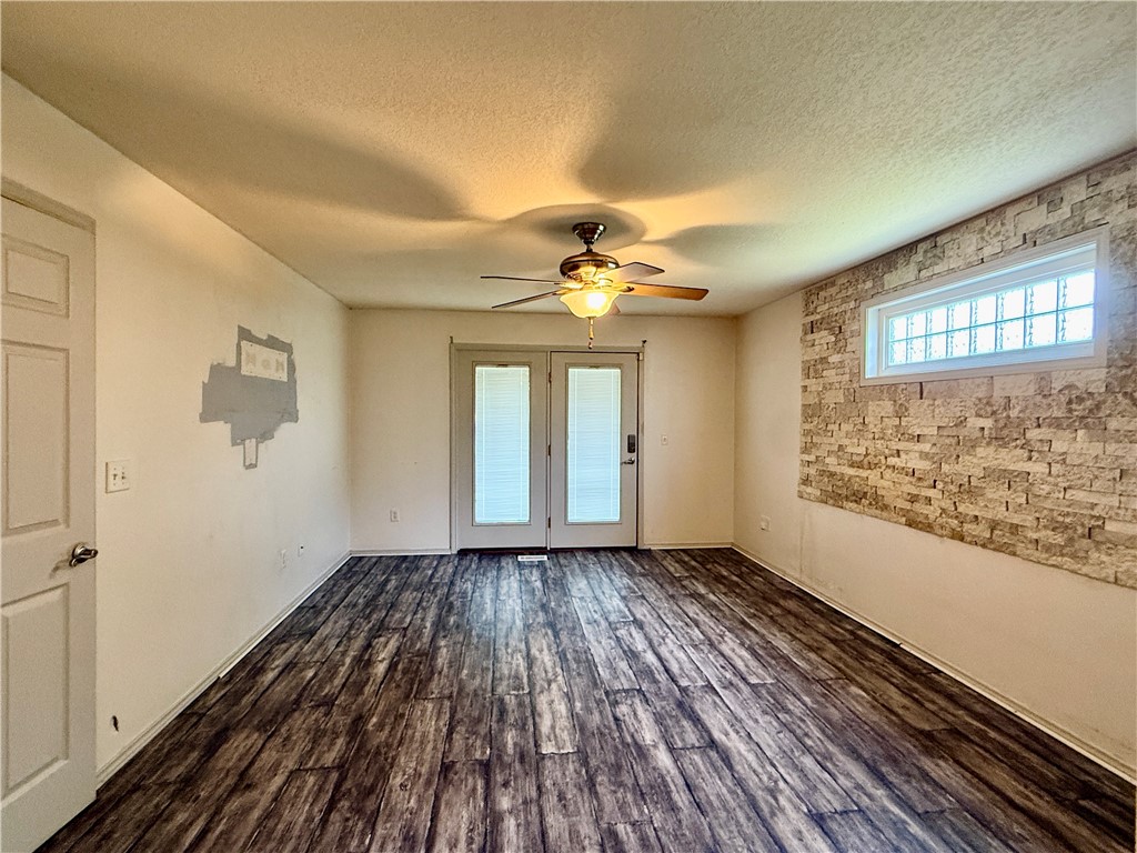 Monte Ne Shores Unit 3 Rurban - Residential