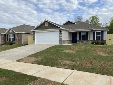 Photo of 928 E Bunting Street, Fayetteville, AR 72701 (MLS # 1362469)
