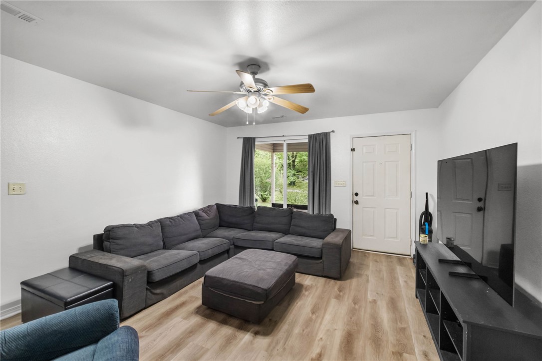 DREAM IT LIVE IT - Residential