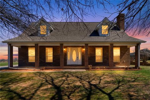 Photo of 2164 S Hunt Lane, Fayetteville, AR 72701 (MLS # 1339666)