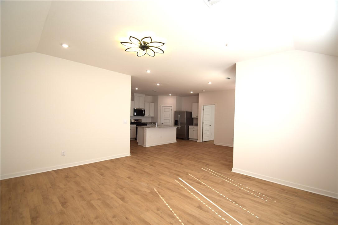 West Wind, Phase 1 - Residential Lease