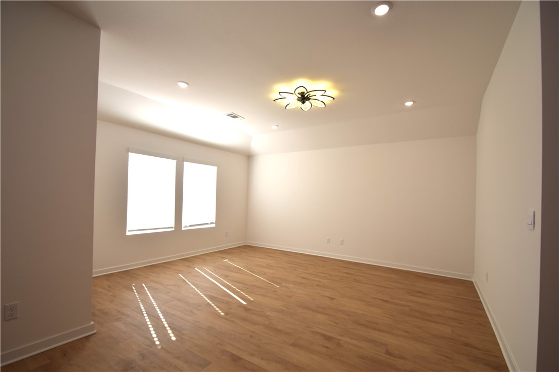 West Wind, Phase 1 - Residential Lease