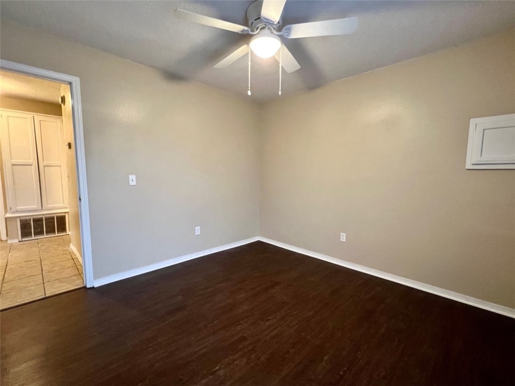 Oak Hill III - Residential Lease
