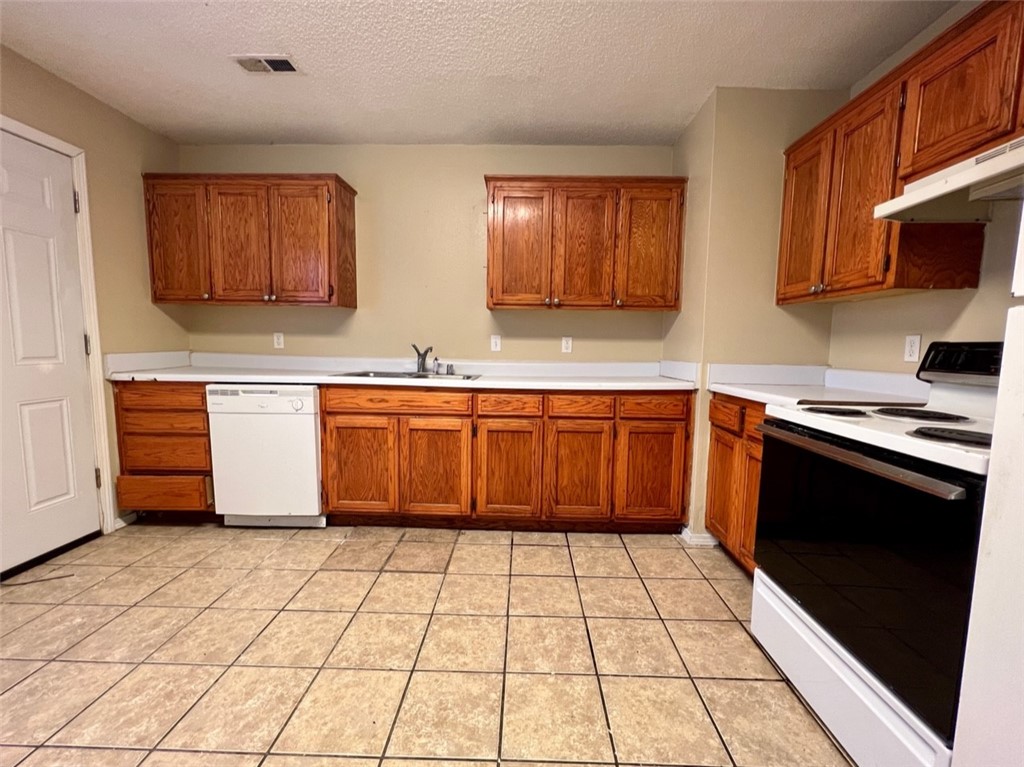 Oak Hill III - Residential Lease