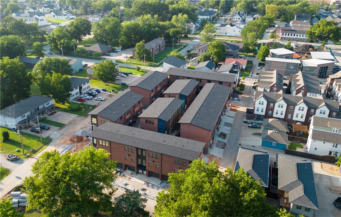 DUNN & DAVIS ADD-BENTONVILLE - Residential