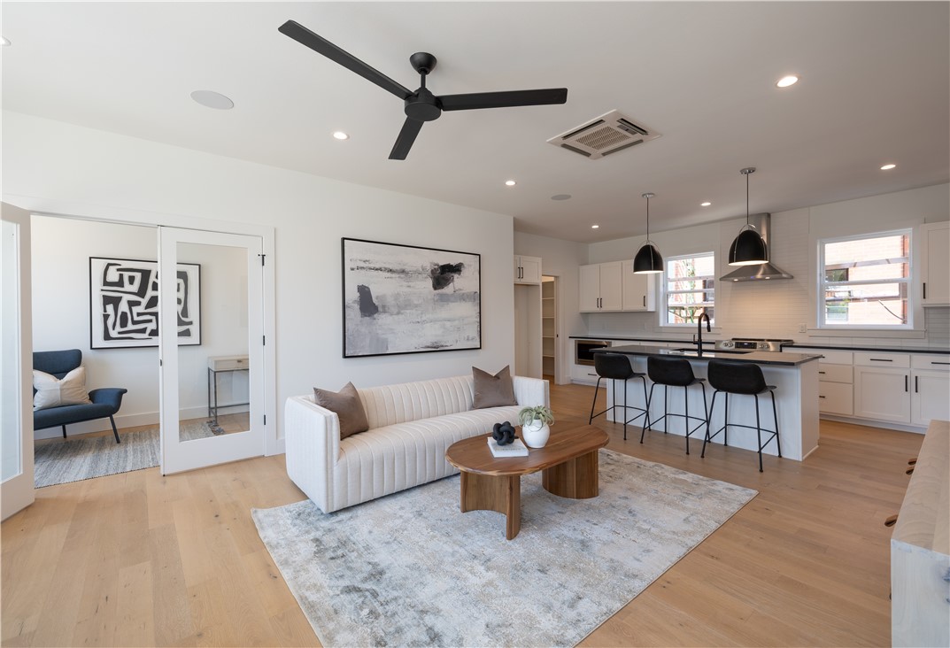 DUNN & DAVIS ADD-BENTONVILLE - Residential