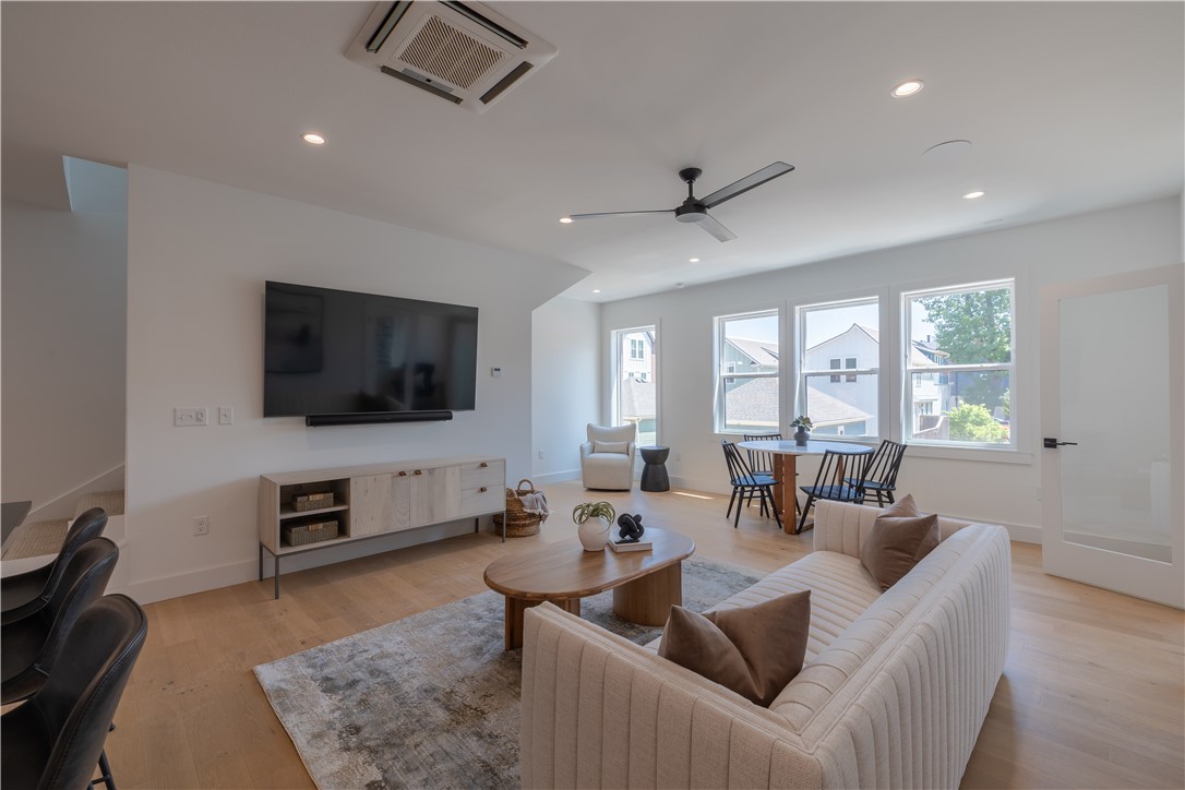 DUNN & DAVIS ADD-BENTONVILLE - Residential