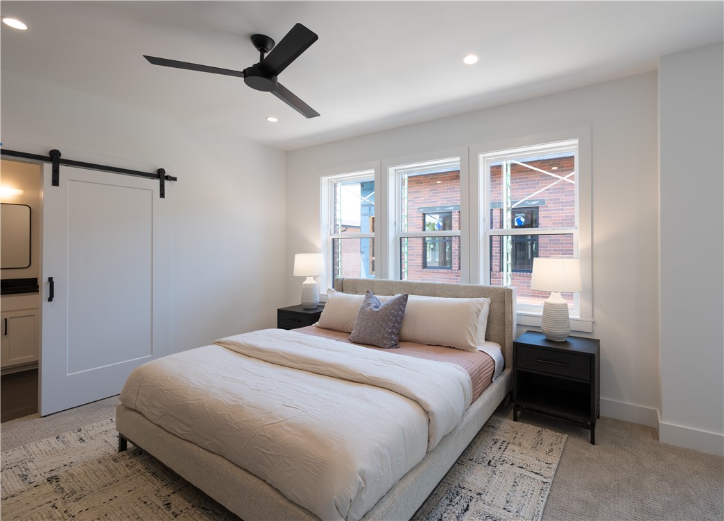 DUNN & DAVIS ADD-BENTONVILLE - Residential