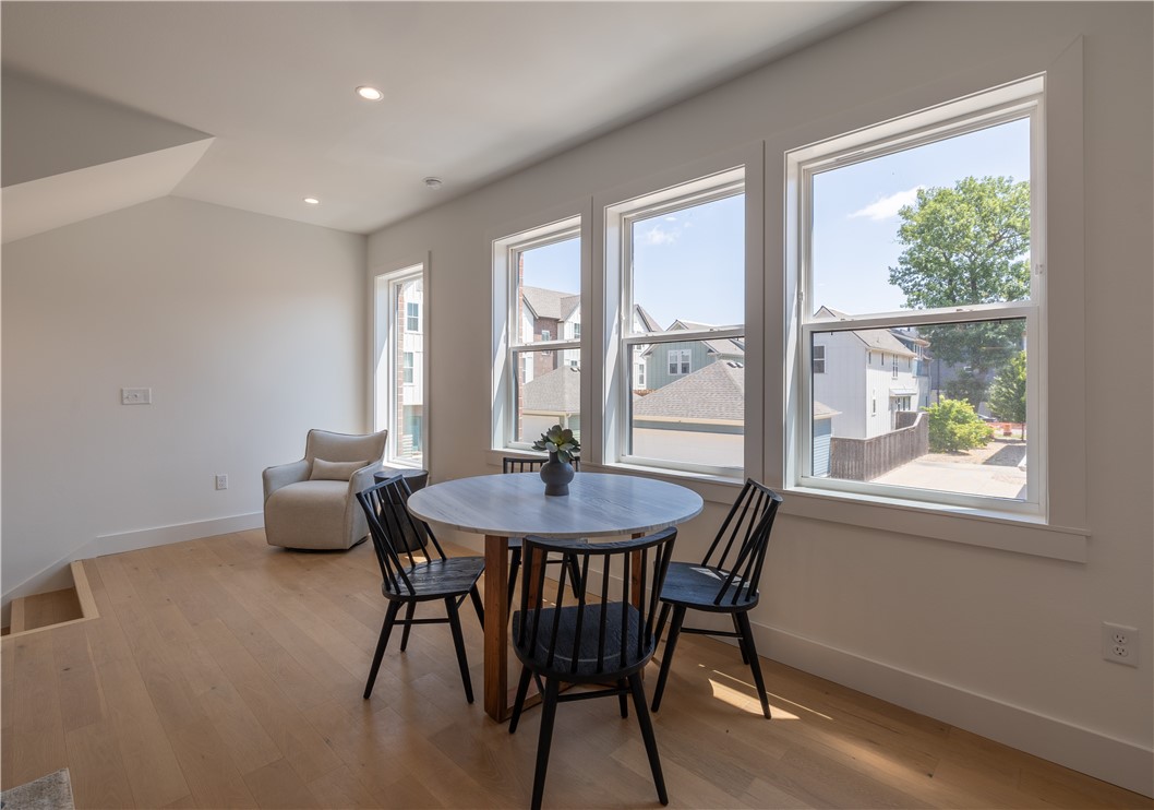 DUNN & DAVIS ADD-BENTONVILLE - Residential