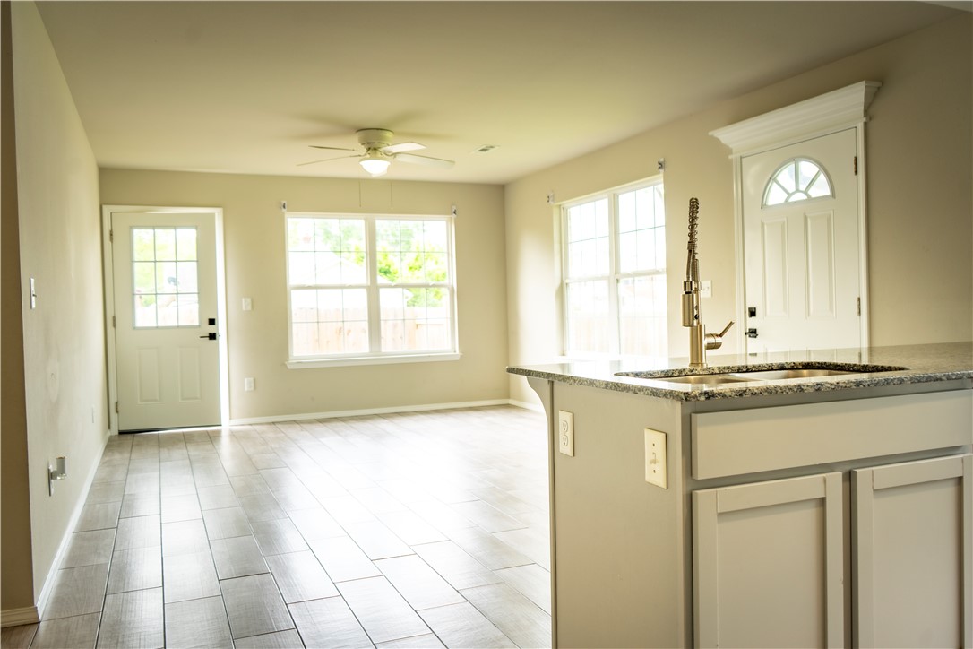Couchs Add Siloam Spgs - Residential