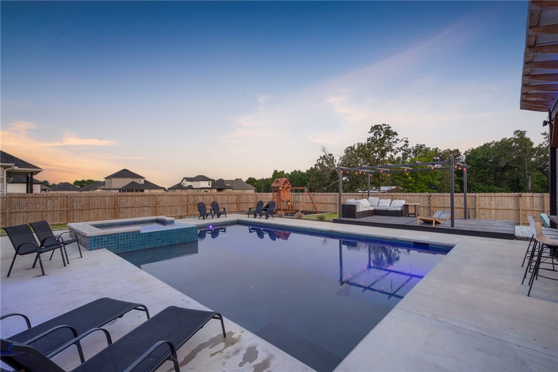 BEQUETTE FARMS PH 2-CENTERTON - Residential