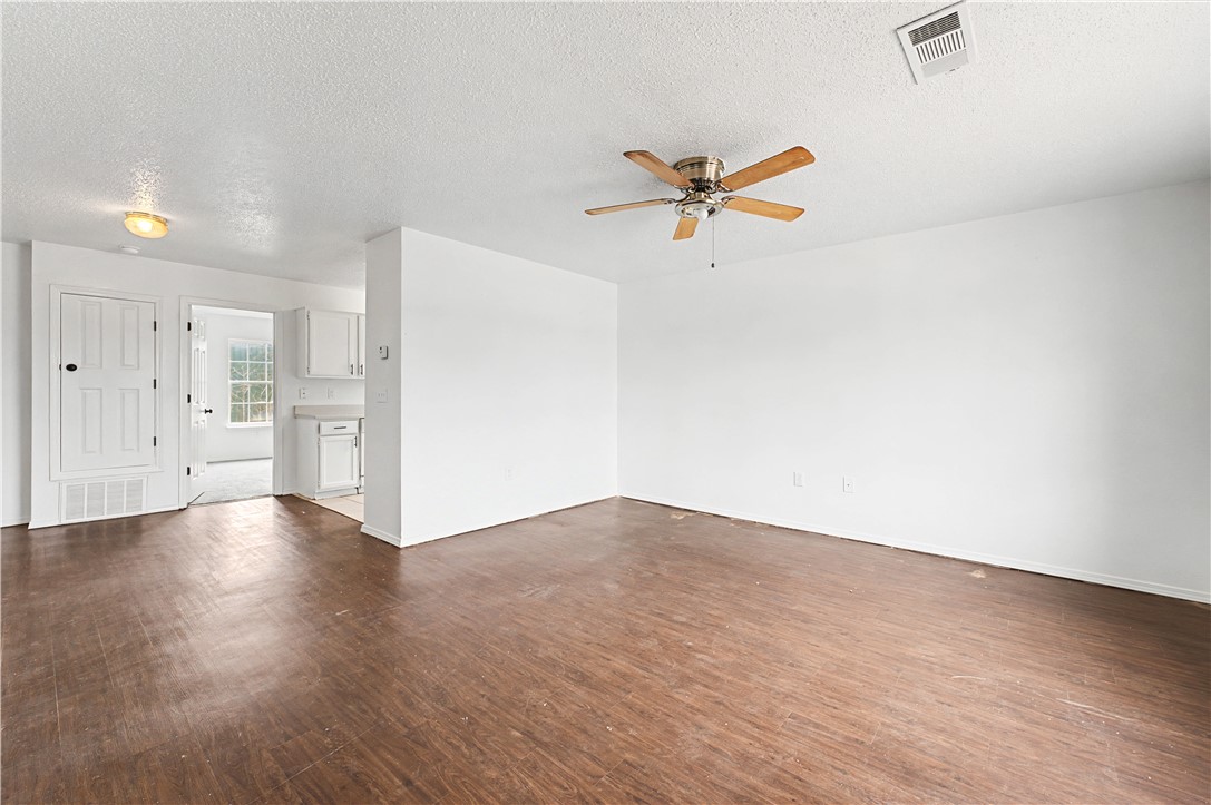 Carriage Square Sub Bentonville - Residential Income