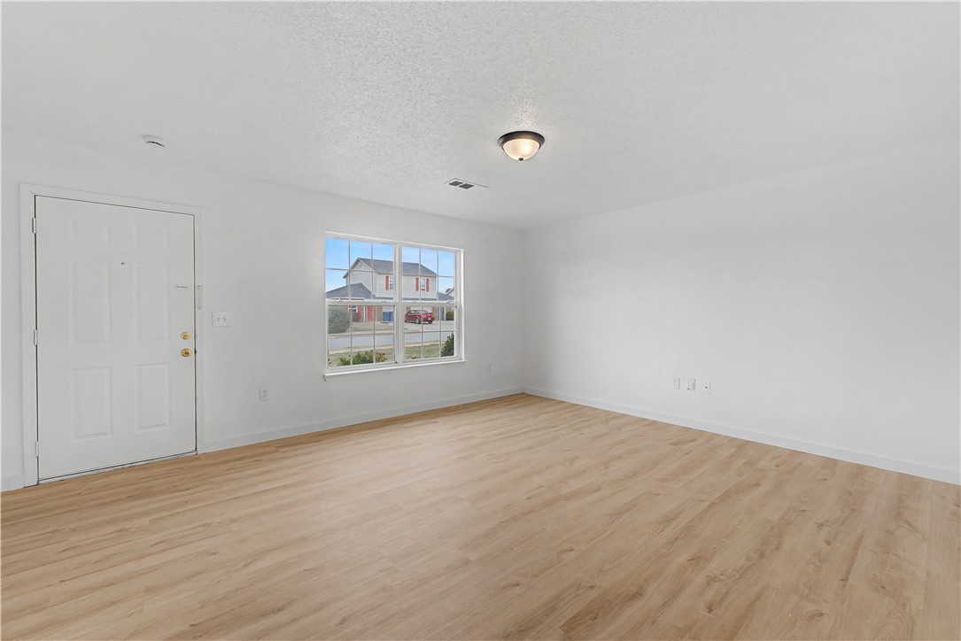 Carriage Square Sub Bentonville - Residential Income