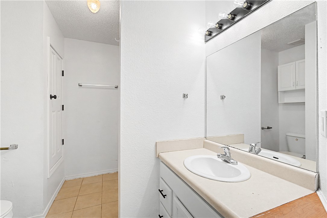 Carriage Square Sub Bentonville - Residential Income