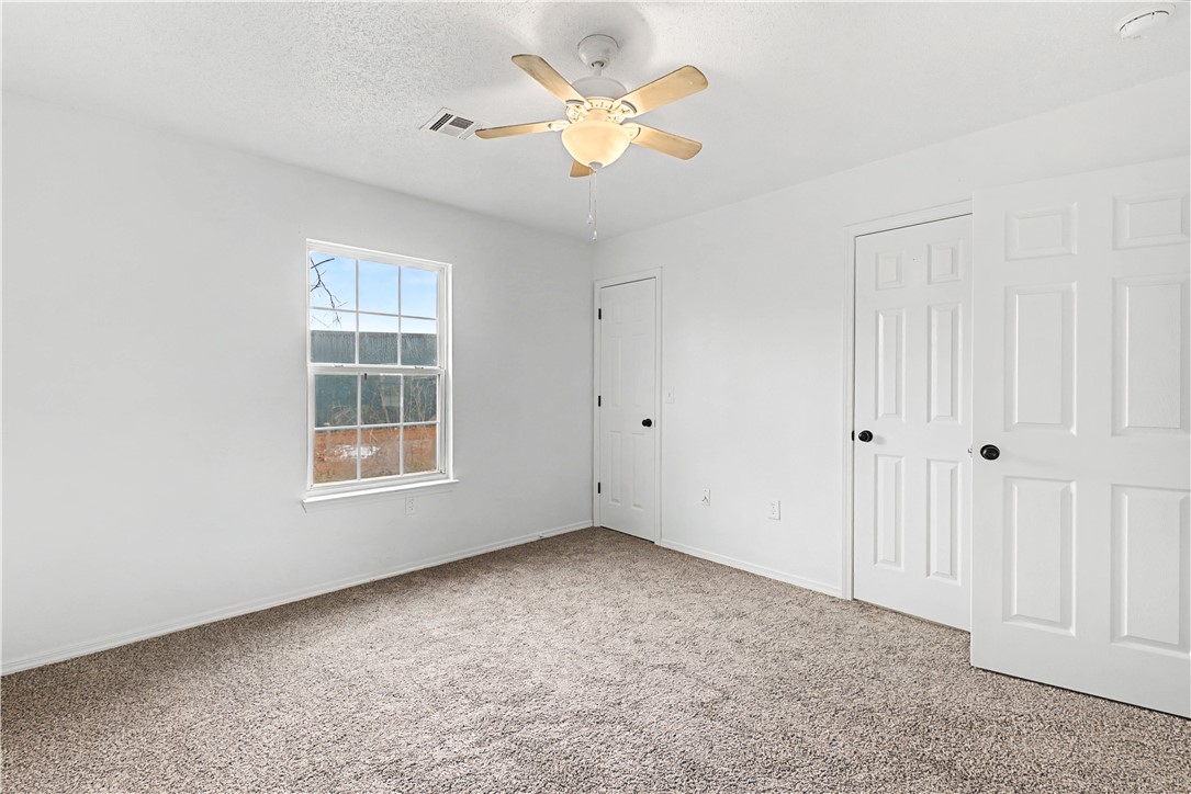 Carriage Square Sub Bentonville - Residential Income