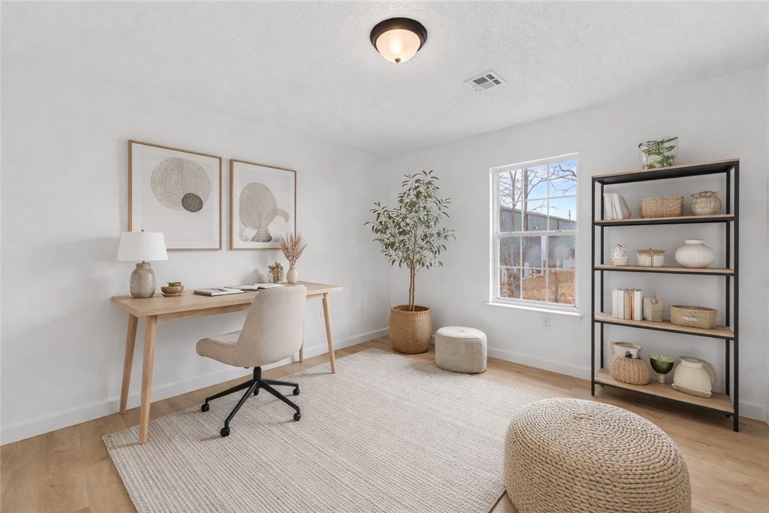 Carriage Square Sub Bentonville - Residential Income