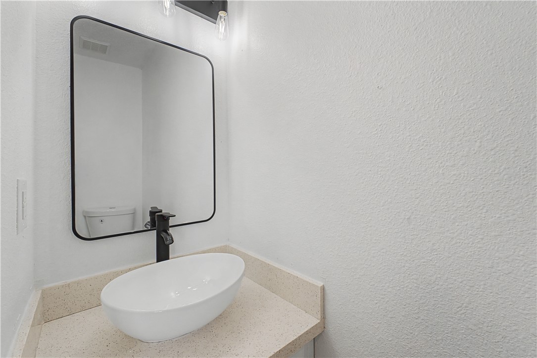 Carriage Square Sub Bentonville - Residential Income